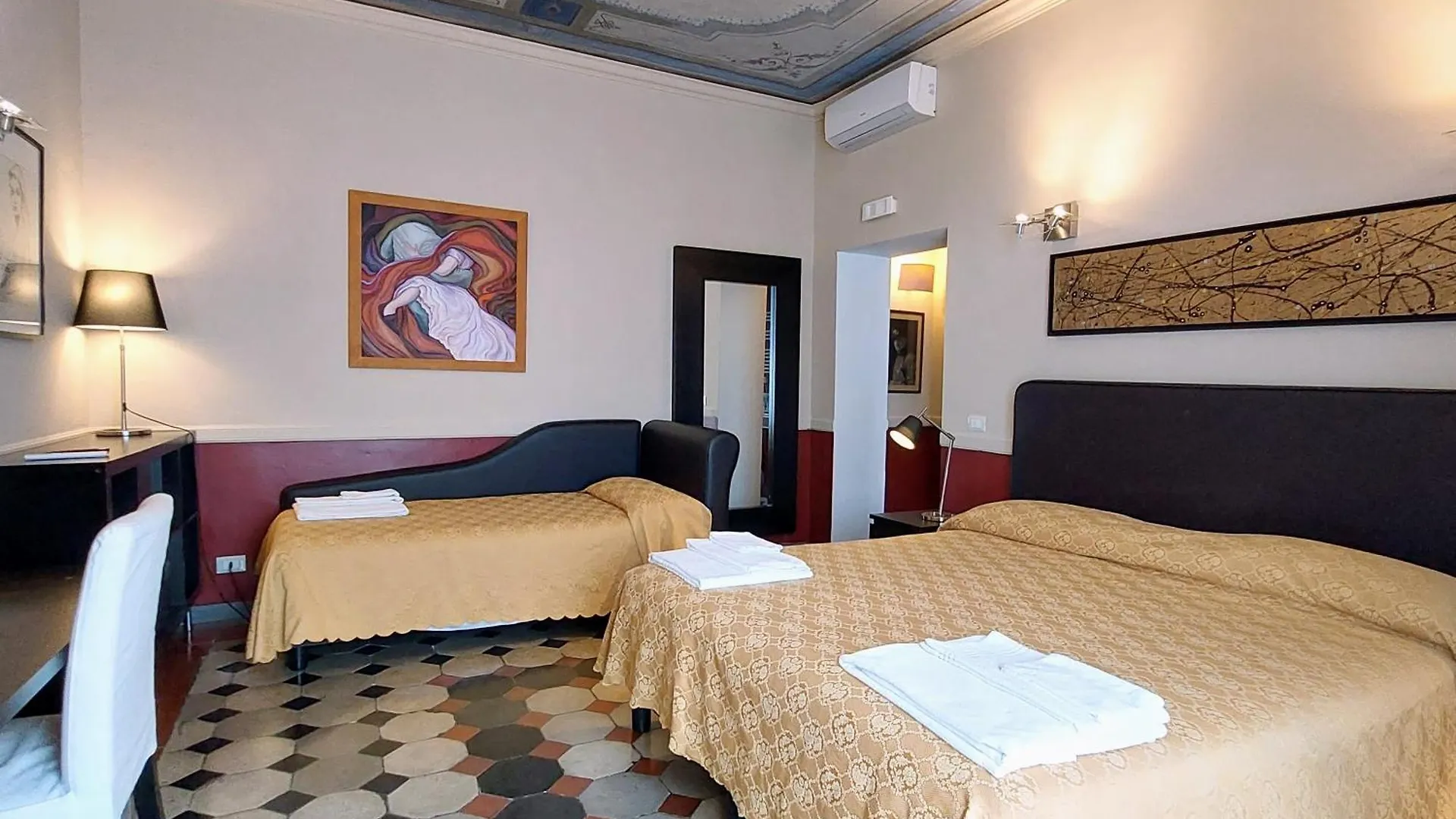 Residenza Maritti Deco Style- Ghuesthouse Hotel Rome Guest house