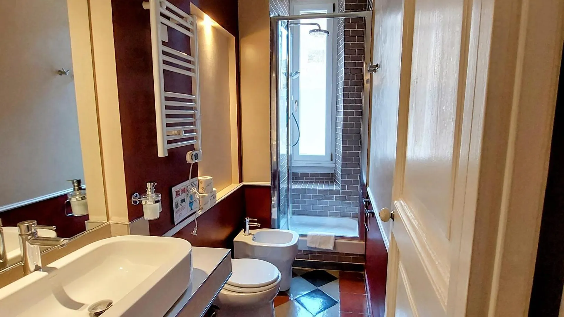 Residenza Maritti Deco Style- Guesthouse Rome Italy