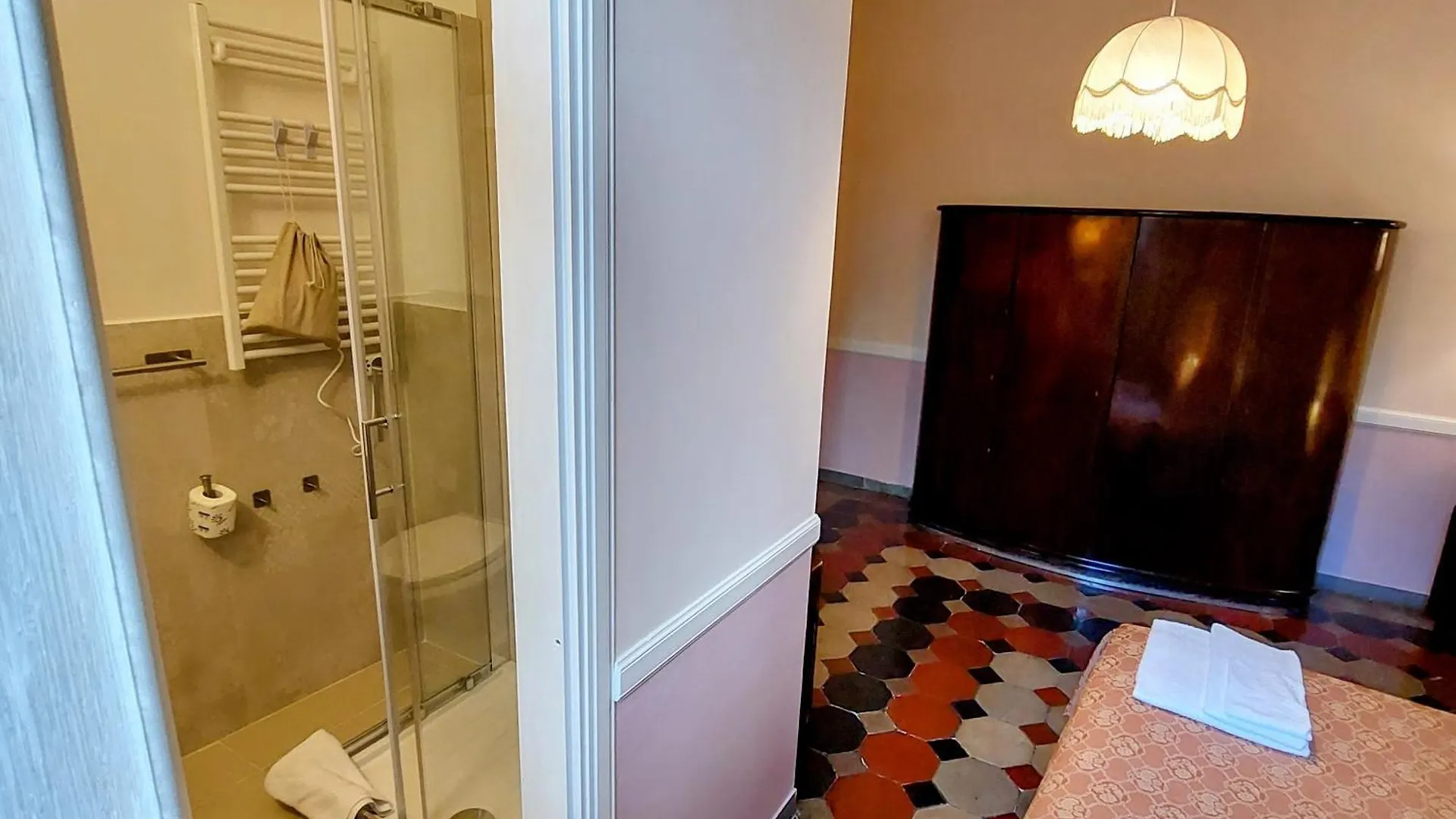 Residenza Maritti Deco Style- Ghuesthouse Hotel Rome 2*,  Italy
