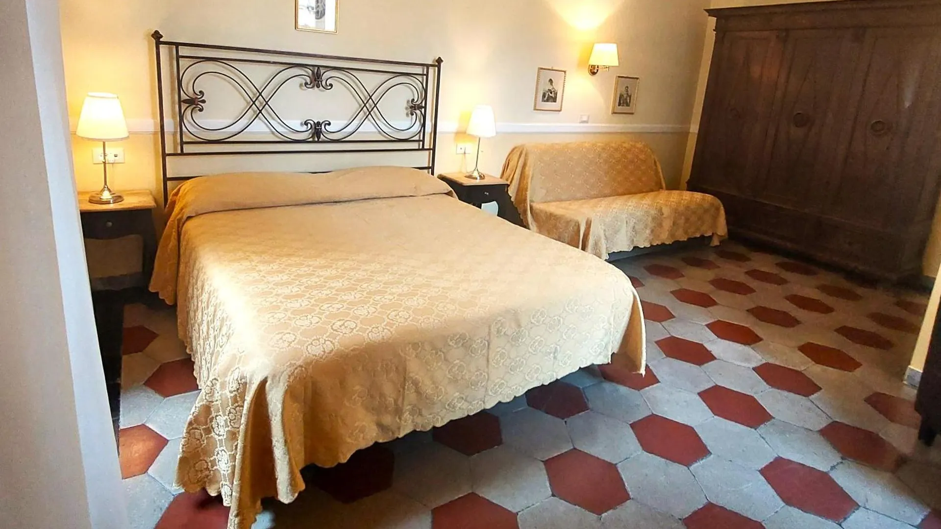 Residenza Maritti Deco Style- Guesthouse Rome